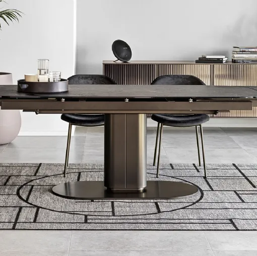Tavolo allungabile Cameo in ceramica di Calligaris