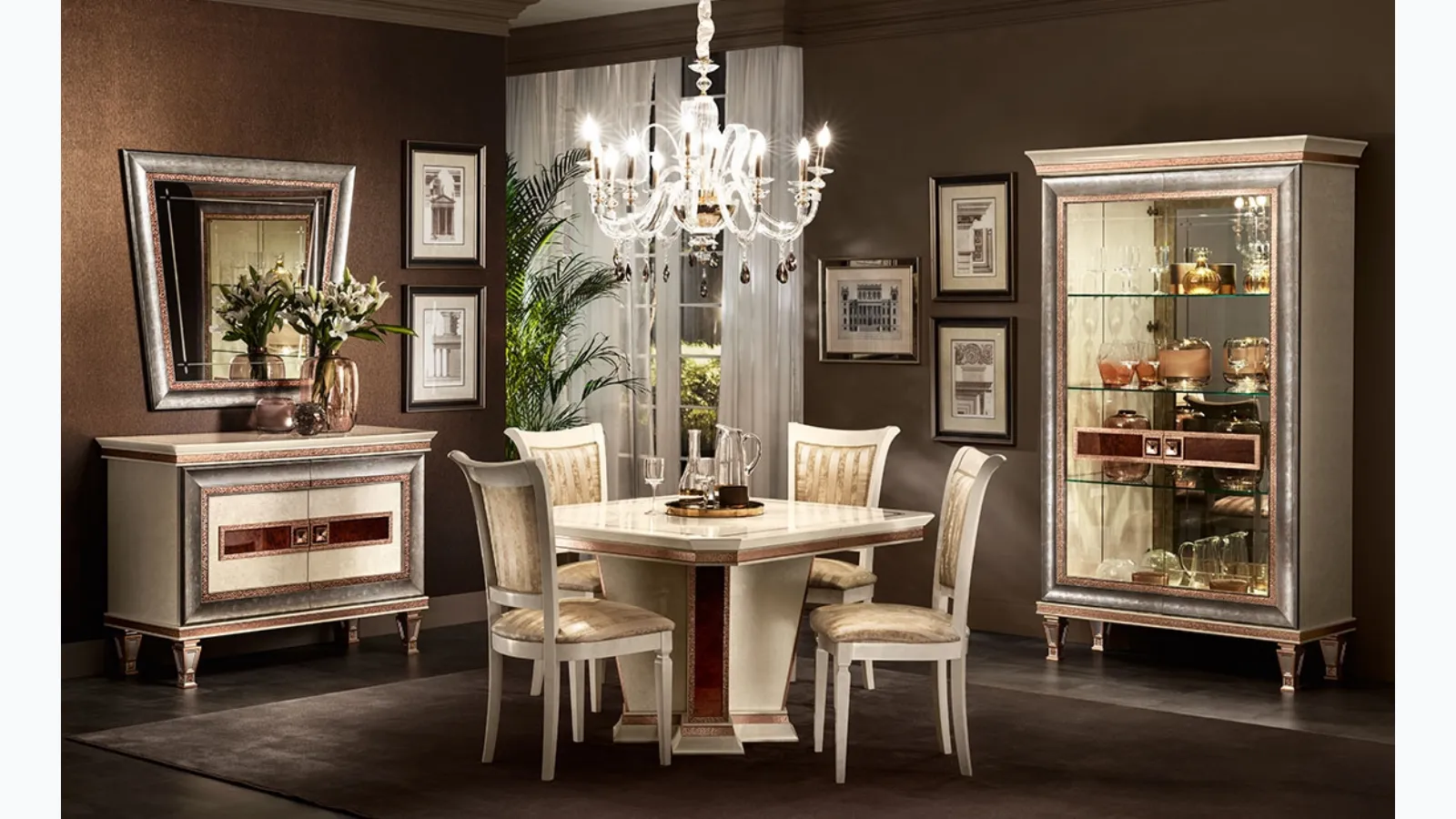 Specchiera con cornice in legno Dolce Vita di Arredoclassic