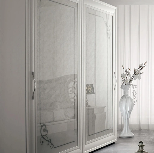 Armadio scorrevole Prestige 01 in legno laccato e vetro di Spar