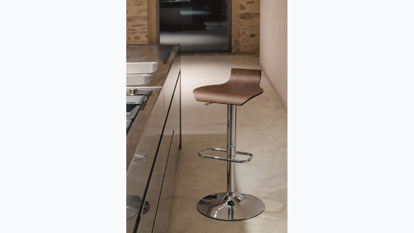 Sgabello Ego SG405gas di Friulsedie