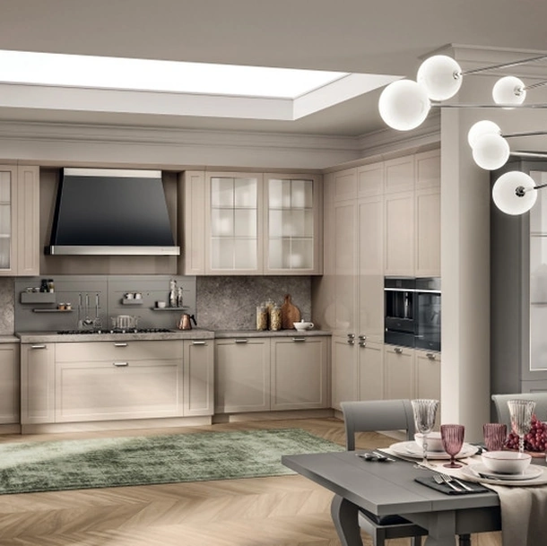 Cucina Classica angolare Carattere 04 in laccato lucido di Scavolini