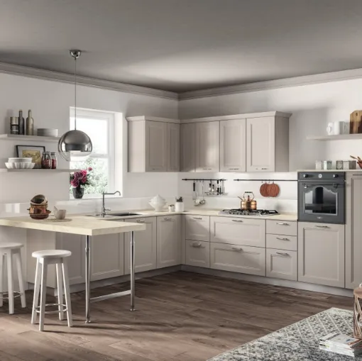 Cucina Moderna angolare con penisola Colony in laccato opaco Sabbia di Scavolini