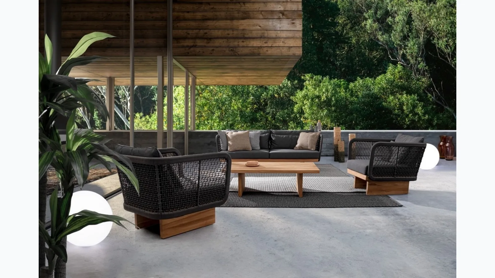 Arredo da esterno in tessuto e teak Xylia di Bizzotto
